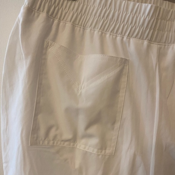 JoFit White Faux Wrap Active/Tennis/Golf Shorts - Picture 7 of 8
